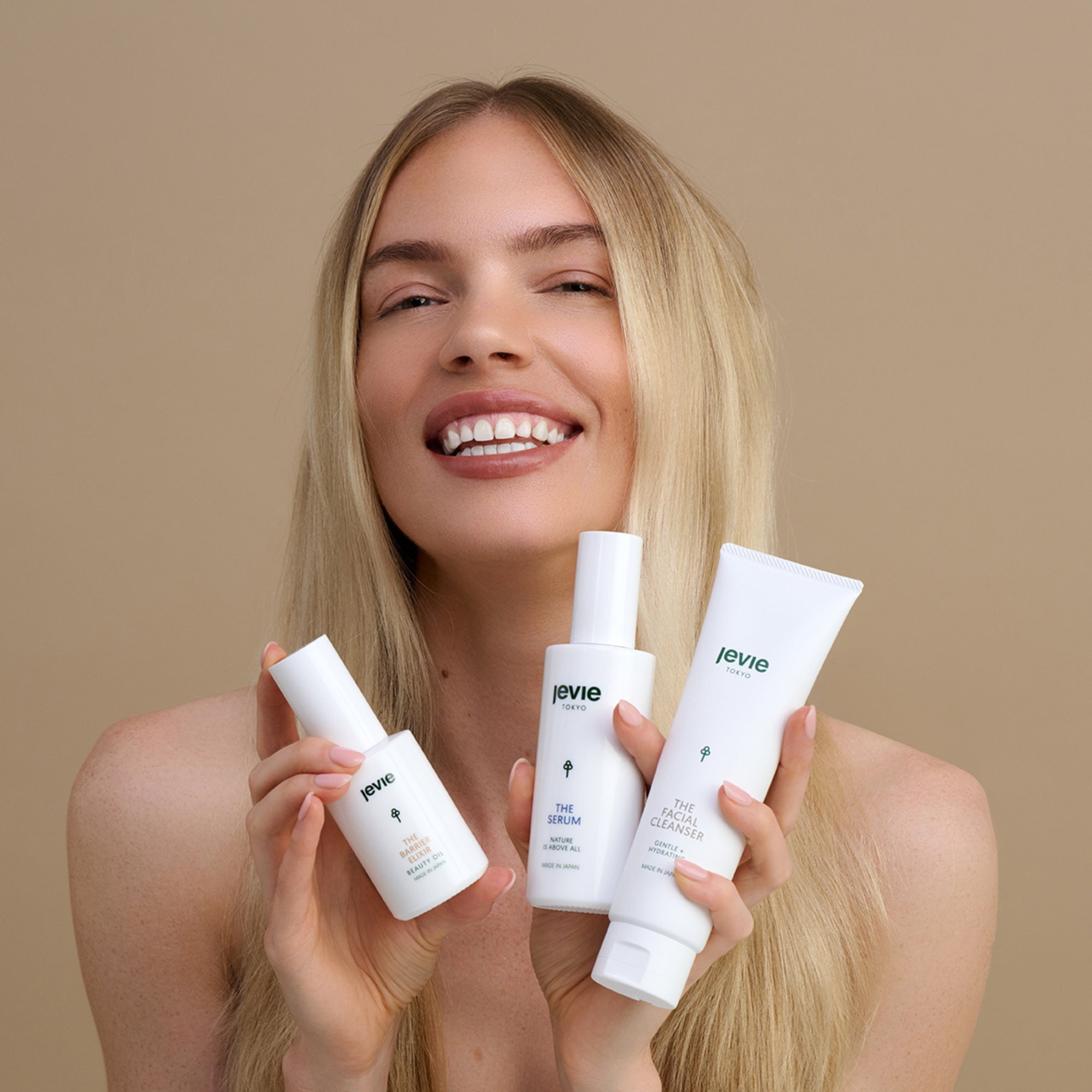 THE DAILY ESSENTIALS